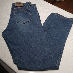 Wrangler Blue Relaxed Fit Jeans Classic Denim